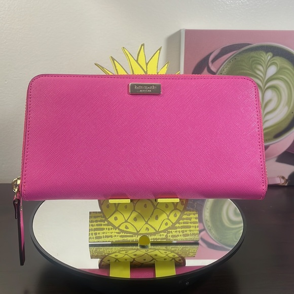 Kate Spade Full Zip Wallet ! - Picture 4 of 8